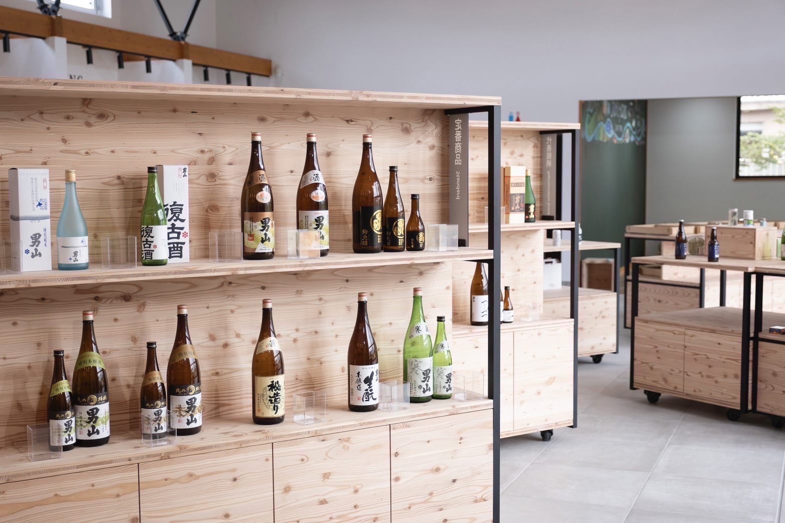 OTOKOYAMA SAKE PARK|税込3,000円以上ご購入の方に缶バッチをプレゼント
