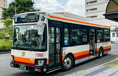 土日祝日のおでかけ・観光に！名阪近鉄バスの運行する路線が1日乗り放題になるモバイル限定フリーきっぷです。