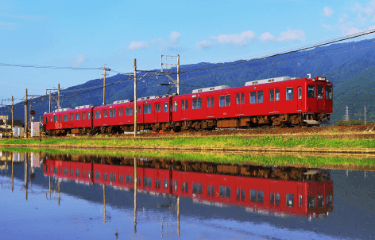 養老線全線が1日何度でも乗り降り自由(乗り放題)になる、おトクで便利なきっぷです。
